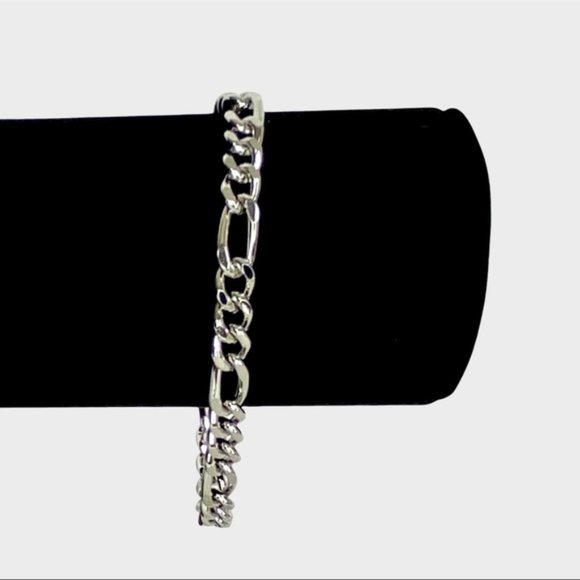 14K White Gold Plated Figaro Link Chain Bracelet 8mm x 8 inches - Picture 1 of 4
